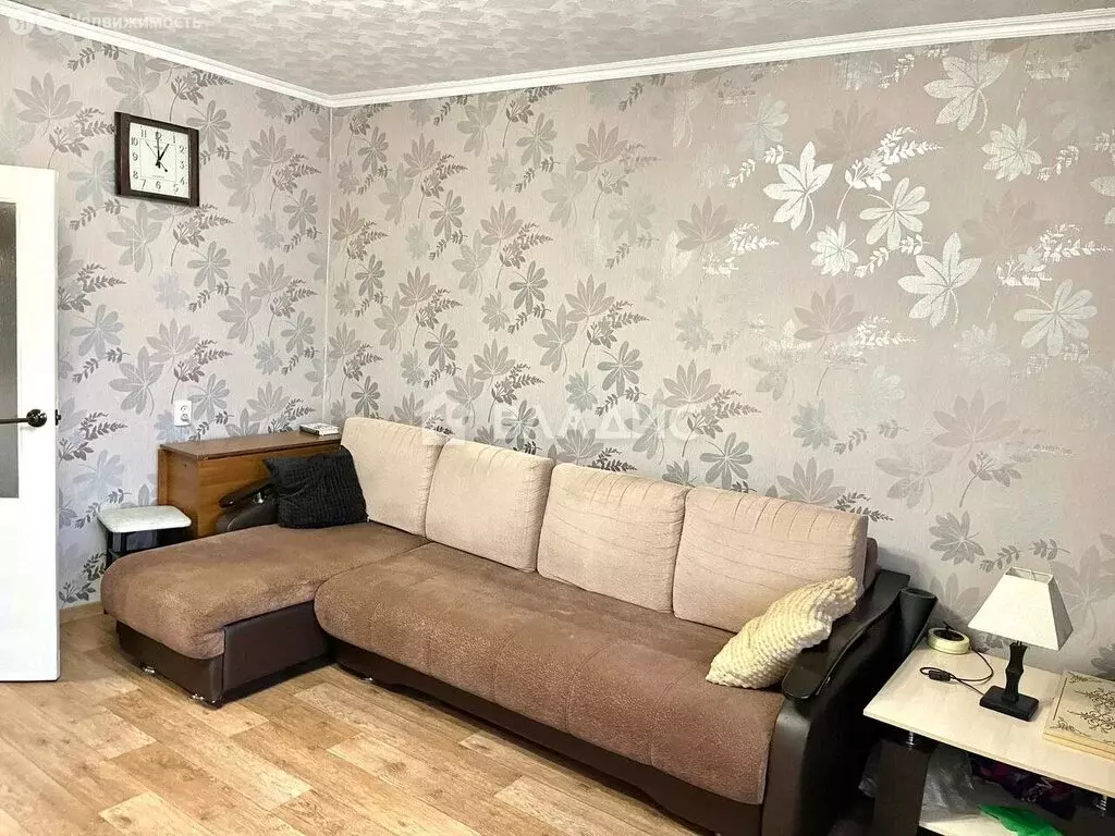 3-комнатная квартира: Кузнецк, улица Ленина, 20 (63.2 м) - Фото 2