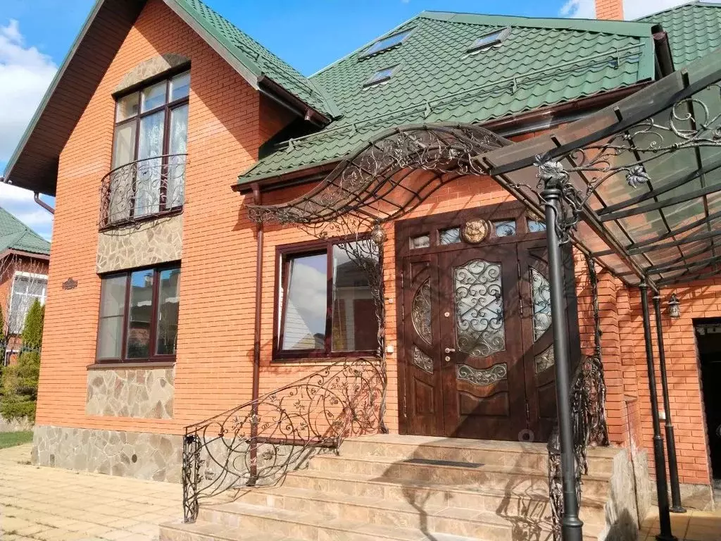 Дом в Московская область, Клин ул. Лавровская дорога, 54 (242 м) - Фото 1