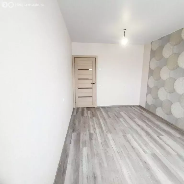 2-комнатная квартира: Челябинск, улица Громова, 9 (57 м) - Фото 2