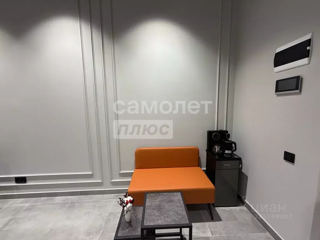 Офис в Татарстан, Казань ул. Татарстан, 20 (21 м) - Фото 2