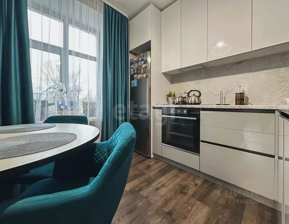 3-к кв. Саратовская область, Саратов ул. Имени Г.К. Орджоникидзе, 16 ... - Фото 1