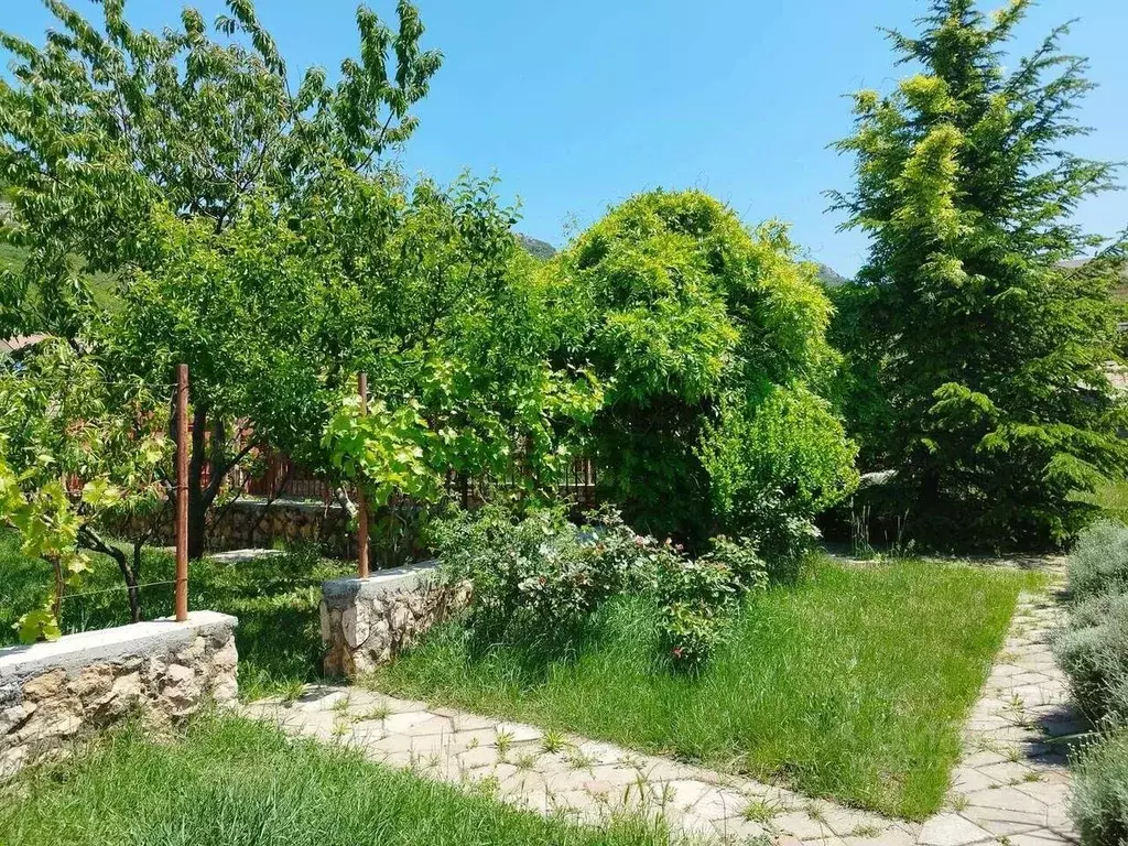 Участок в Севастополь с. Орлиное, ул. Амет-Хана Султана, 23 (10.5 ... - Фото 0