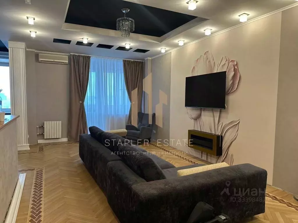 4-к кв. Москва ул. Бажова, 24к2 (154.6 м) - Фото 0