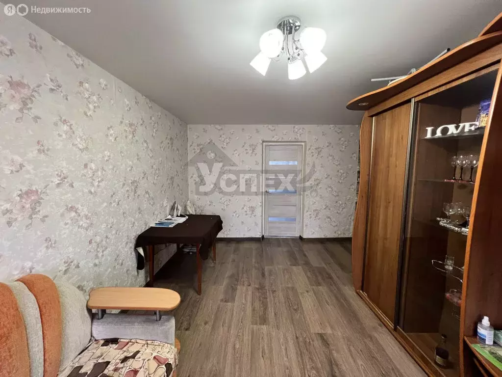 3-комнатная квартира: Нижний Тагил, Черемшанская улица, 35 (56.3 м) - Фото 1