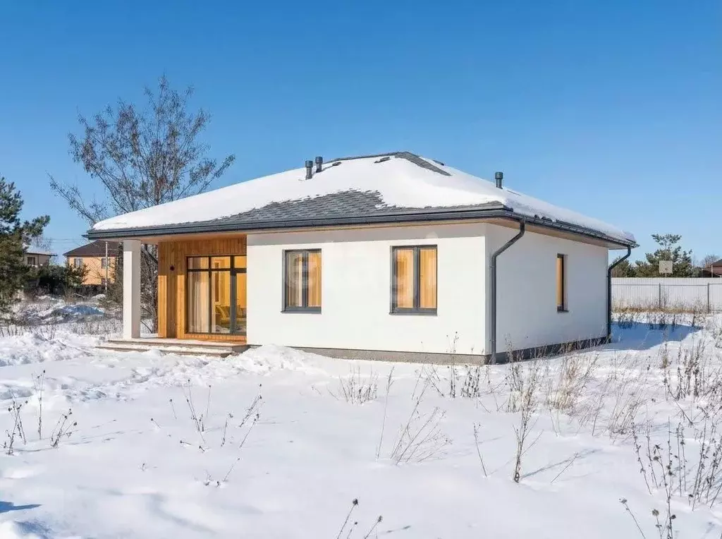 Дом в Курская область, Курский район, Нижнемедведицкий сельсовет, ... - Фото 1