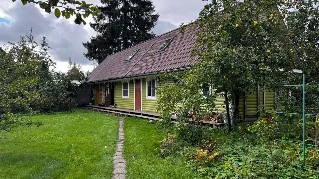 Дом в Ленинградская область, Гатчинский район, Вырица городской ... - Фото 1