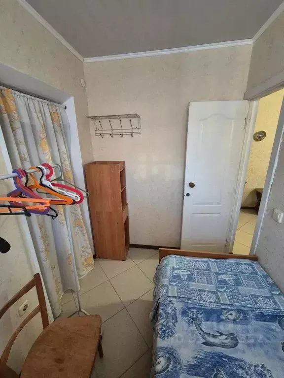 Комната Краснодарский край, Приморско-Ахтарск Октябрьская ул., 16 - Фото 1