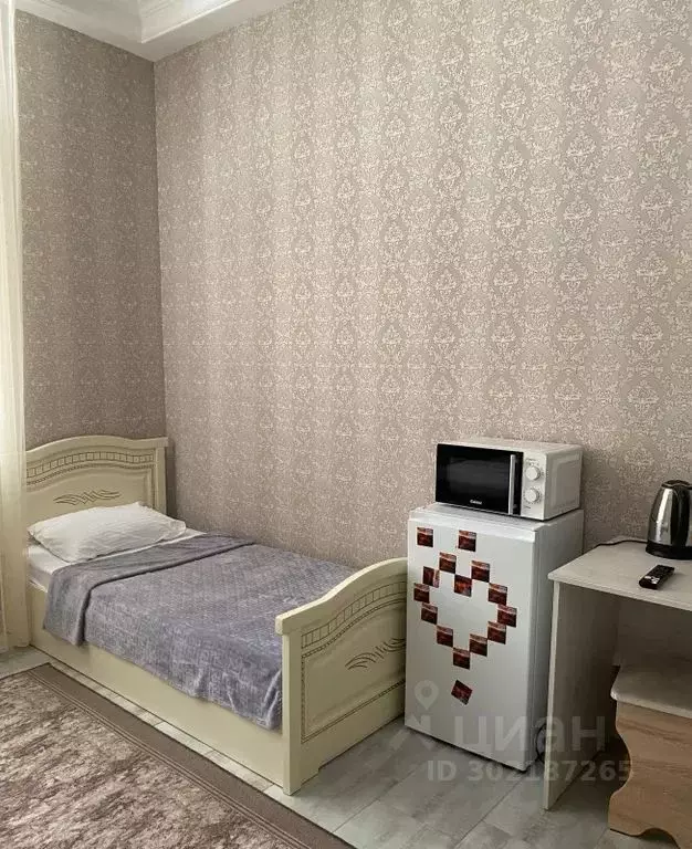 Комната Дагестан, Каспийск просп. Акулиничева, 23к2 - Фото 1