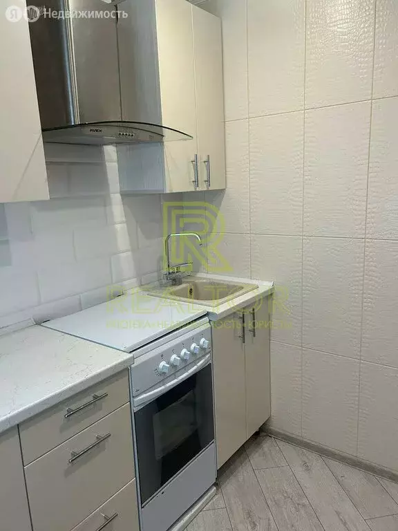 2-комнатная квартира: Шахты, улица Разина, 15 (43.2 м) - Фото 0