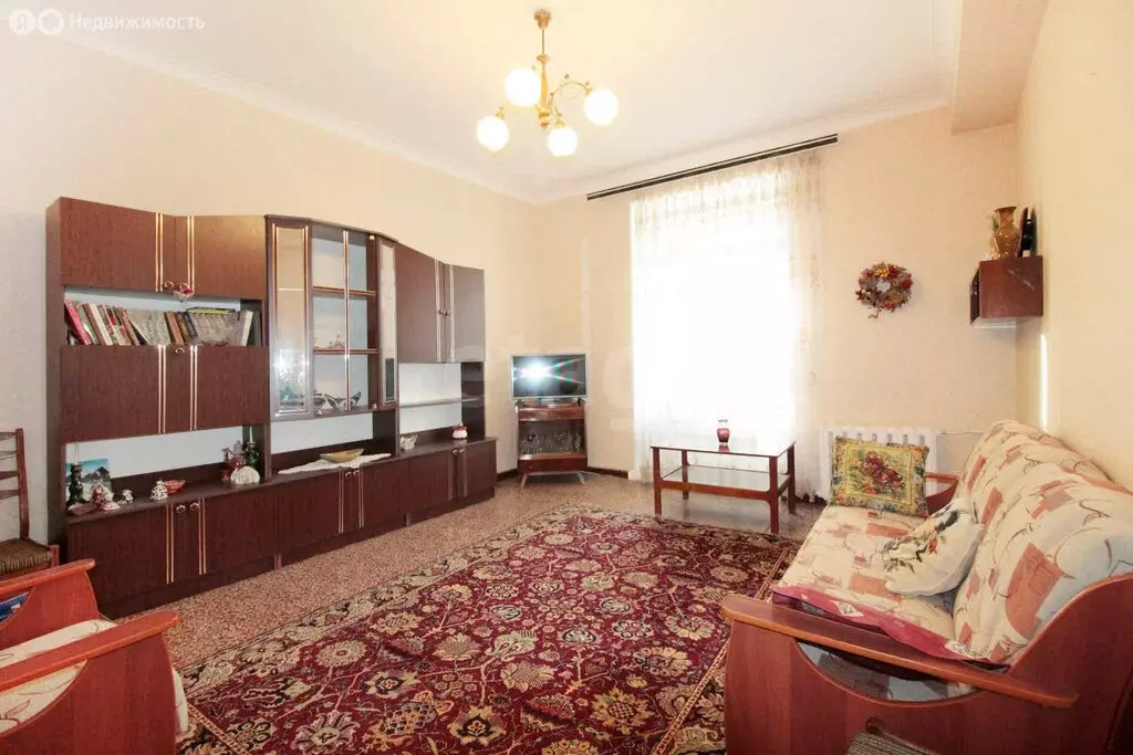 2-комнатная квартира: Нижний Тагил, улица Правды, 4 (61.4 м) - Фото 2