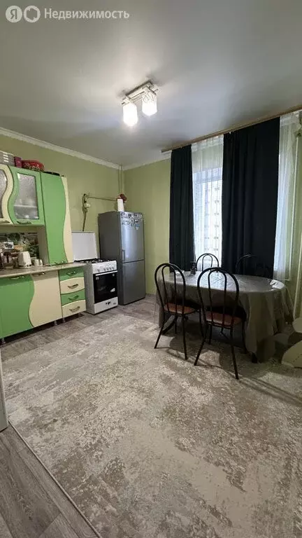 2-комнатная квартира: Астрахань, улица Космонавта Комарова, 174 (55.6 ... - Фото 1