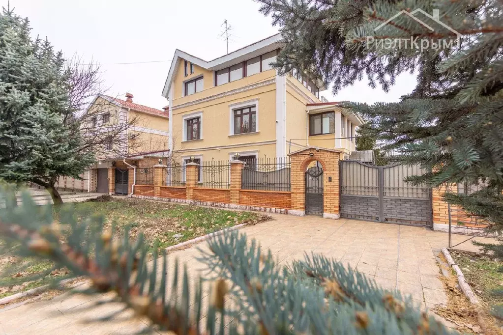 Дом в Крым, Симферополь пер. Розовый, 1 (346 м) - Фото 0