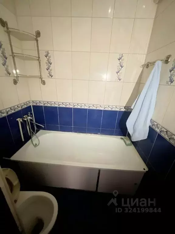 2-к кв. Карачаево-Черкесия, Черкесск ул. Космонавтов, 8 (40.0 м) - Фото 1