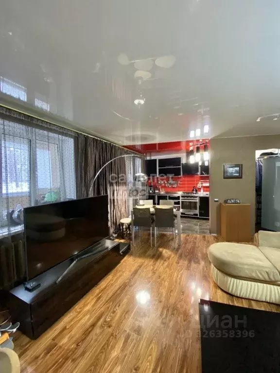 3-к кв. Самарская область, Сызрань Звездная ул., 58 (70.4 м) - Фото 1