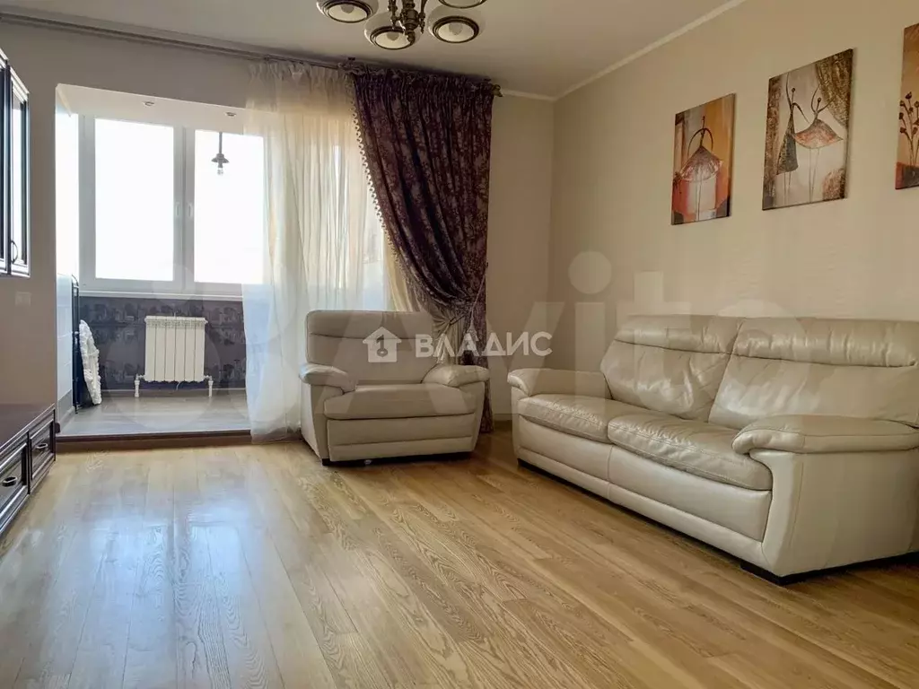 2-к. квартира, 70м, 9/9эт. - Фото 0