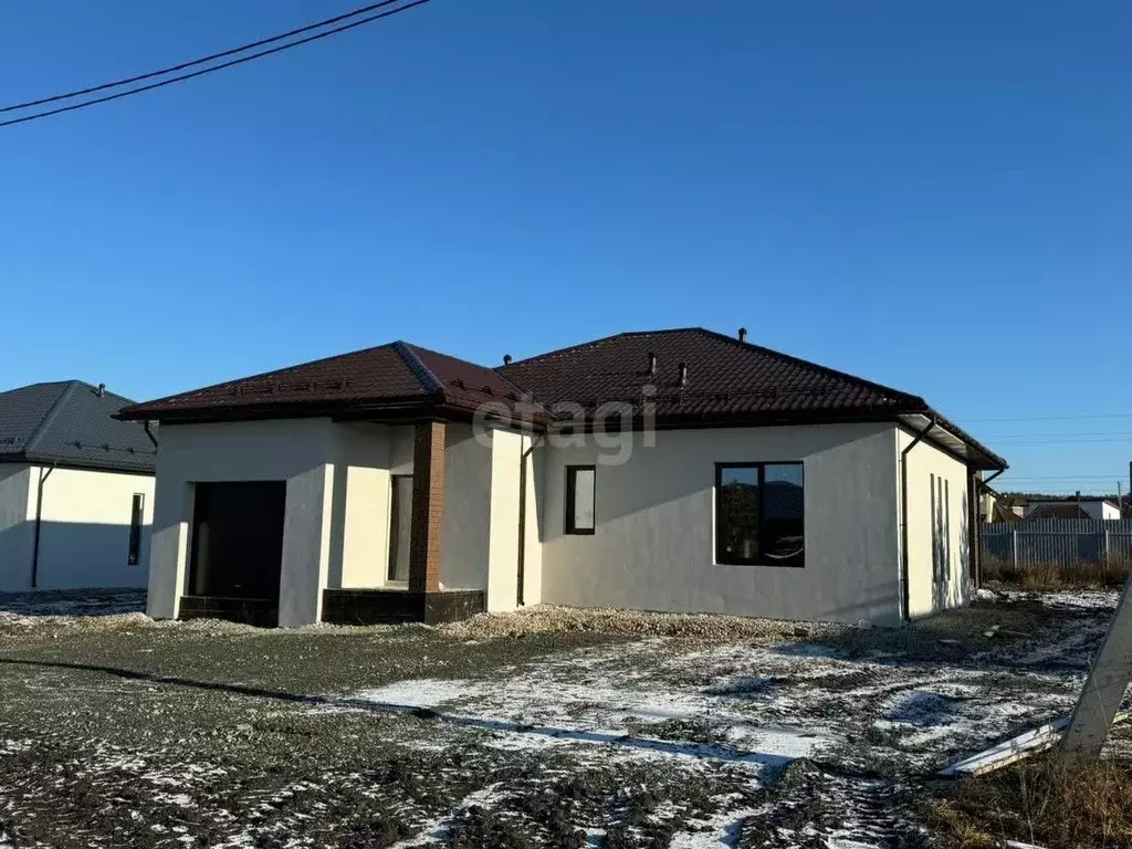 Дом в Свердловская область, Белоярский муниципальный округ, пос. ... - Фото 1