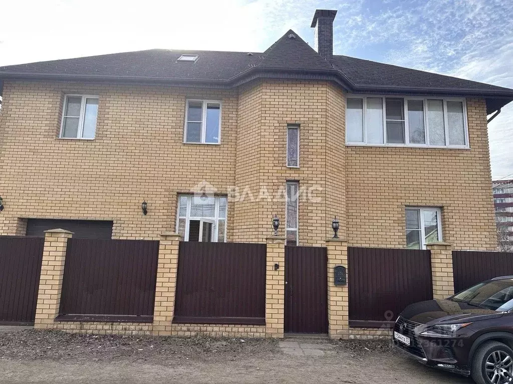Дом в Владимирская область, Ковров ул. Лермонтова, 3 (218 м) - Фото 0