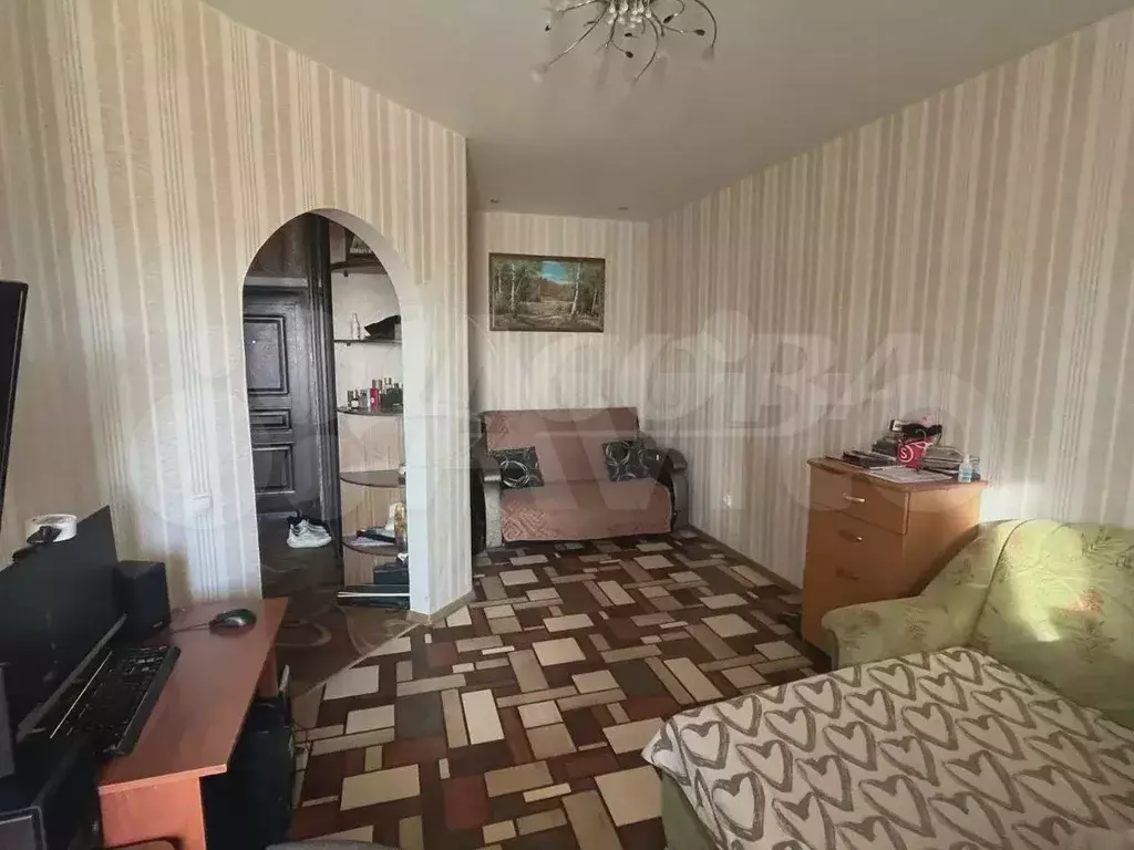 1-к. квартира, 42 м, 4/10 эт. - Фото 1