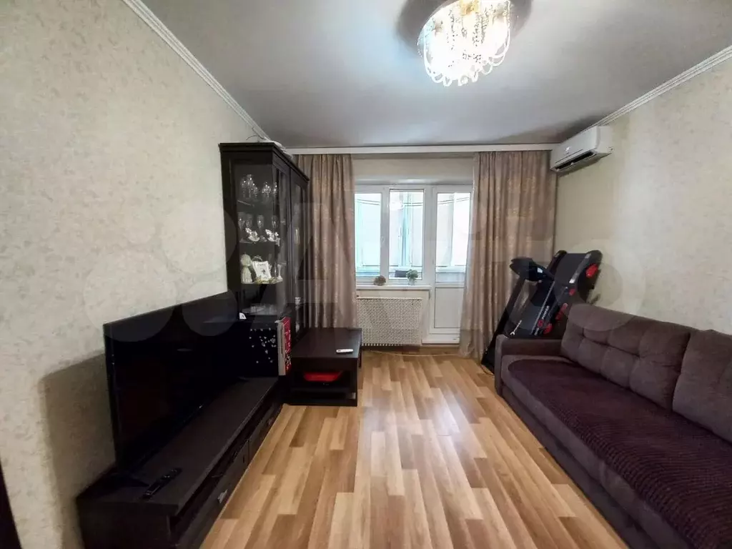 3-к. квартира, 64 м, 2/10 эт. - Фото 0