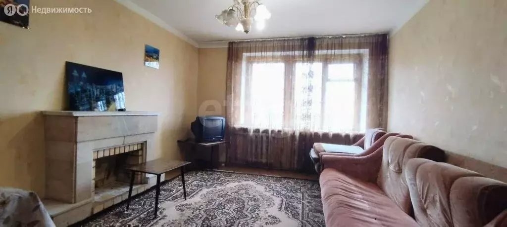 3-комнатная квартира: Владикавказ, проспект Доватора, 21 (70 м) - Фото 0