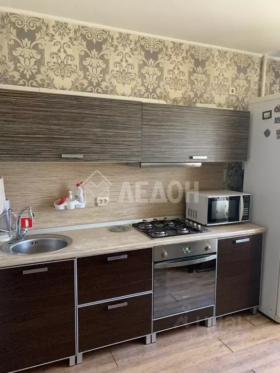 1-к кв. Омская область, Омск ул. Крупской, 12 (40.0 м) - Фото 1