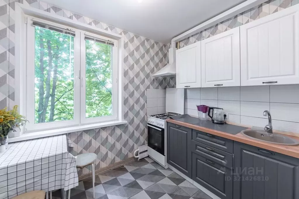 3-к кв. Москва Винницкая ул., 9 (60.0 м) - Фото 0