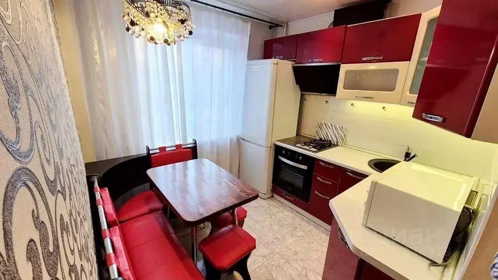 1-к кв. Омская область, Омск ул. Серова, 26а (30.0 м) - Фото 2