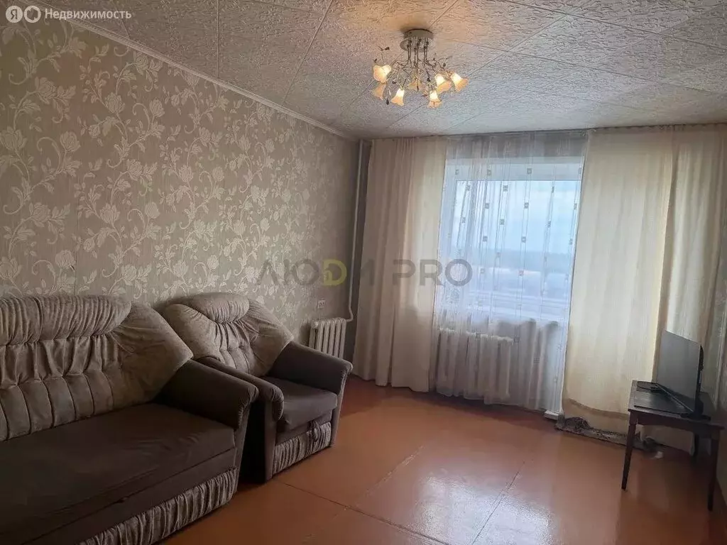 2-комнатная квартира: село Черёмное, Привокзальная улица, 52 (49.7 м) - Фото 1