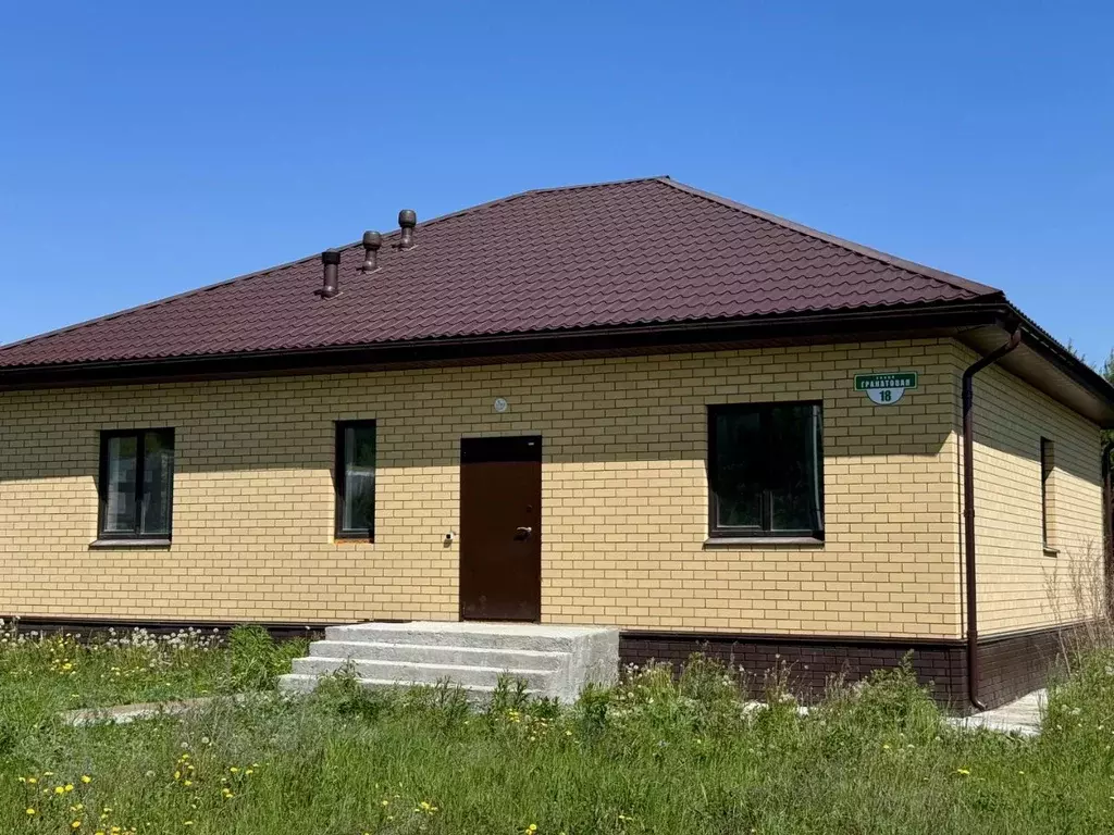 Коттедж в Свердловская область, Сысертский муниципальный округ, с. ... - Фото 1