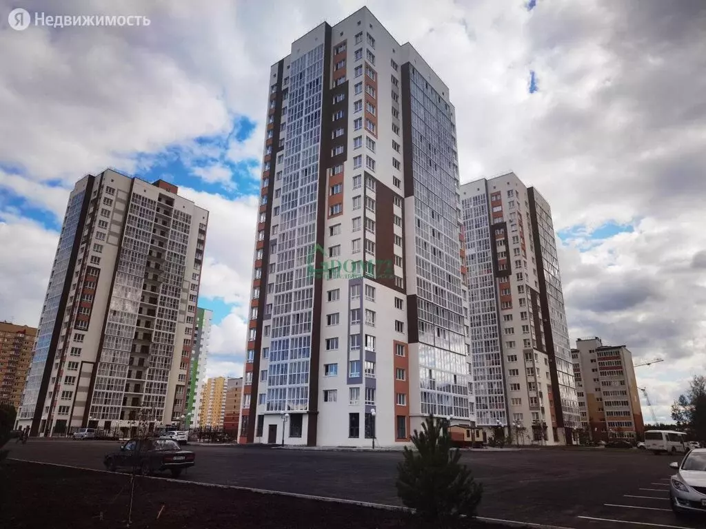 2-комнатная квартира: Тобольск, 15-й микрорайон, 17 (61.74 м) - Фото 1