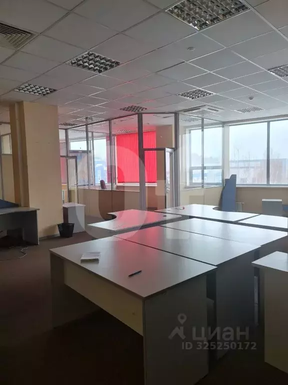 Офис в Московская область, Химки городской округ, д. Дубровки ул. ... - Фото 0