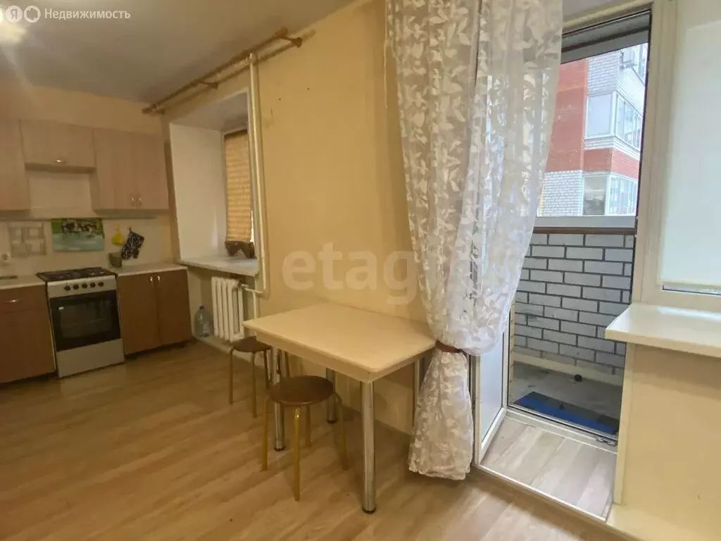 Квартира-студия: Тюмень, улица Прокопия Артамонова, 9 (31 м) - Фото 2