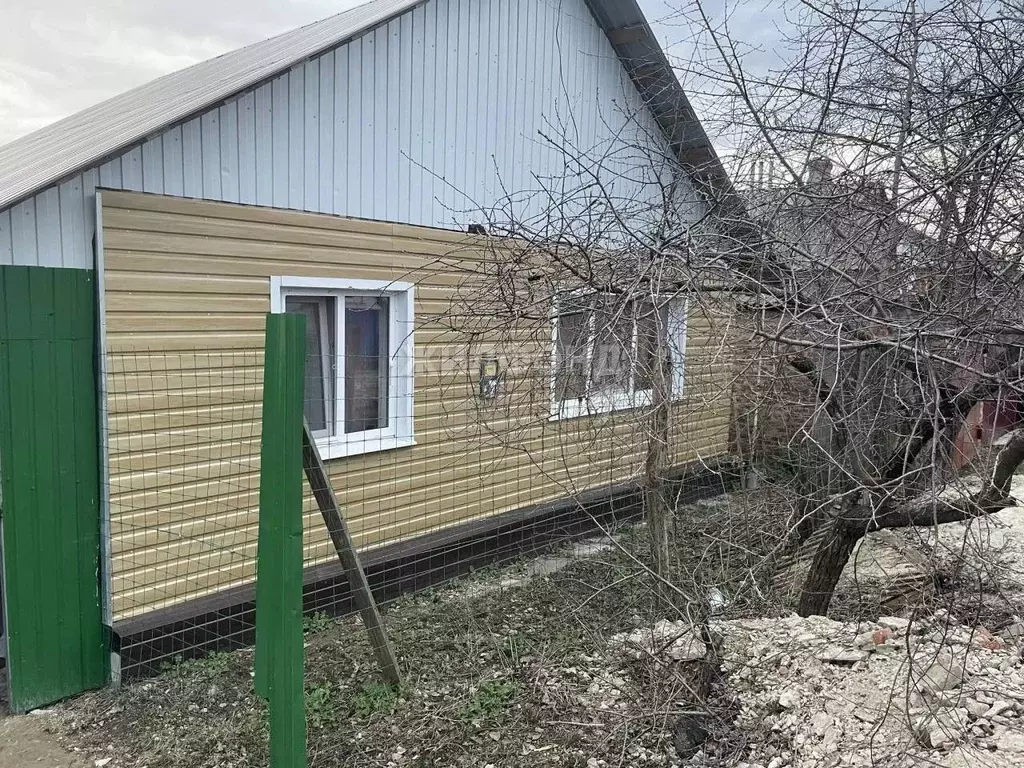 Дом в Белгородская область, Яковлевский городской округ, с. Гостищево ... - Фото 0