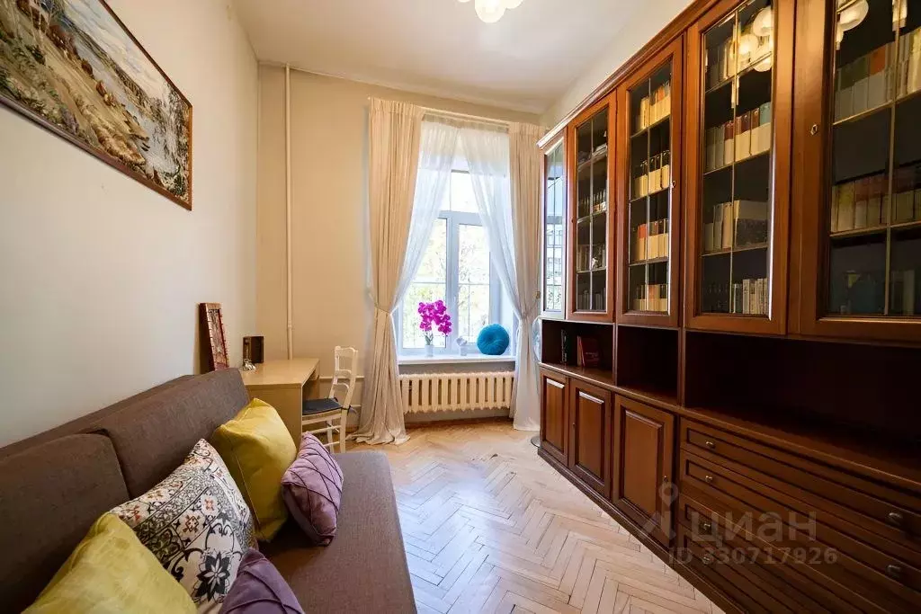 3-к кв. Санкт-Петербург 1-я Васильевского острова линия, 20 (80.0 м) - Фото 2