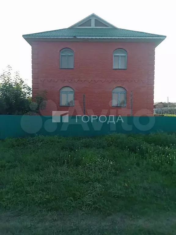 Дом 200 м на участке 8 сот. - Фото 0