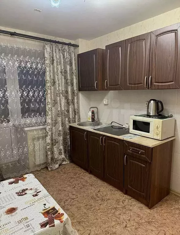 1-к. квартира, 40 м, 7/10 эт. - Фото 0
