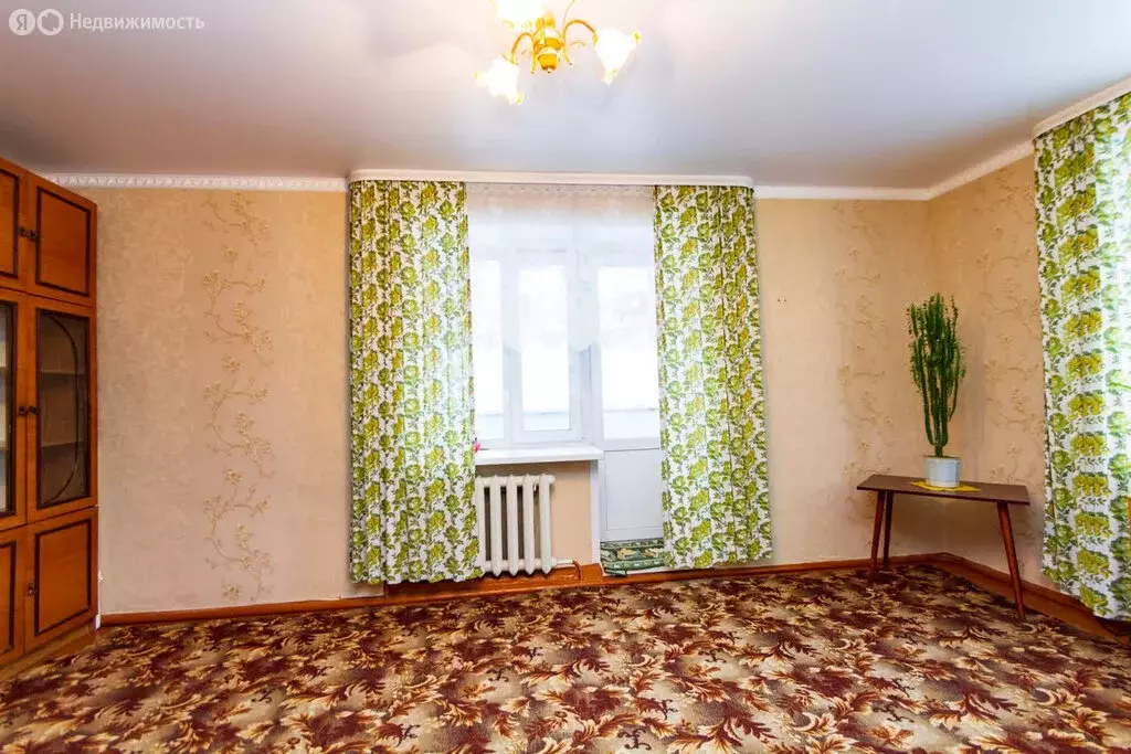 1-комнатная квартира: Ялуторовск, улица Революции, 135 (38.1 м) - Фото 2