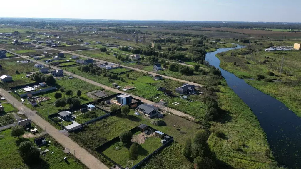 Участок в Ленинградская область, Тосненский район, Федоровское ... - Фото 0