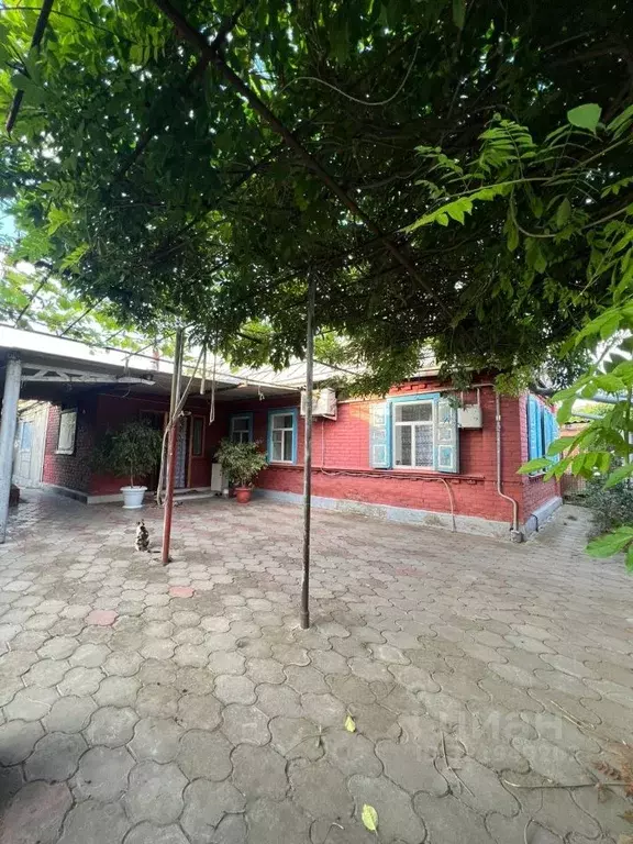 Дом в Краснодарский край, Новокубанск ул. Урицкого (80 м) - Фото 1