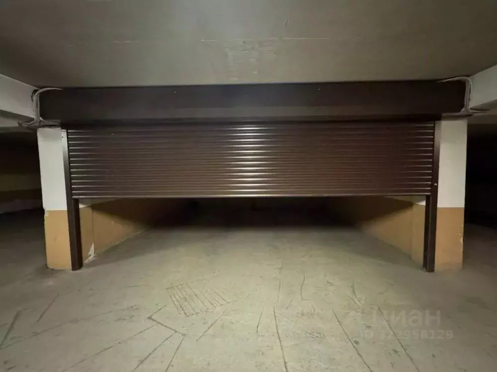 Гараж в Иркутская область, Иркутск ул. Клары Цеткин, 14 (15 м) - Фото 0