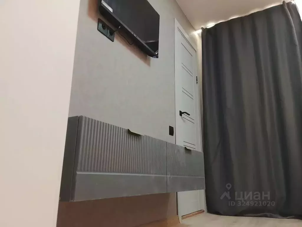 Студия Алтайский край, Барнаул ул. Весенняя, 6 (22.1 м) - Фото 1