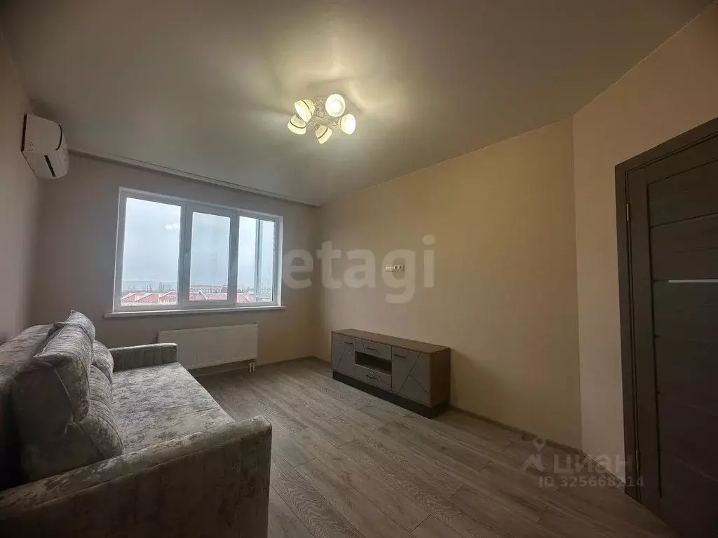 1-к кв. Крым, Симферополь ул. Никанорова (38.0 м) - Фото 1