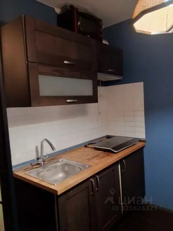 2-к кв. Свердловская область, Екатеринбург ул. Рабочих, 11 (53.0 м) - Фото 1