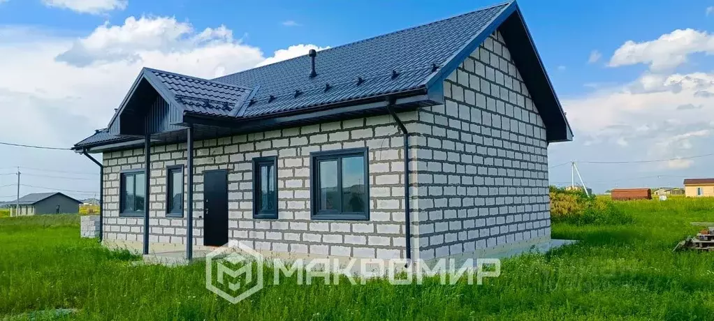 Дом в Пермский край, Пермский район, д. Мокино Центральная ул. (90 м) - Фото 0