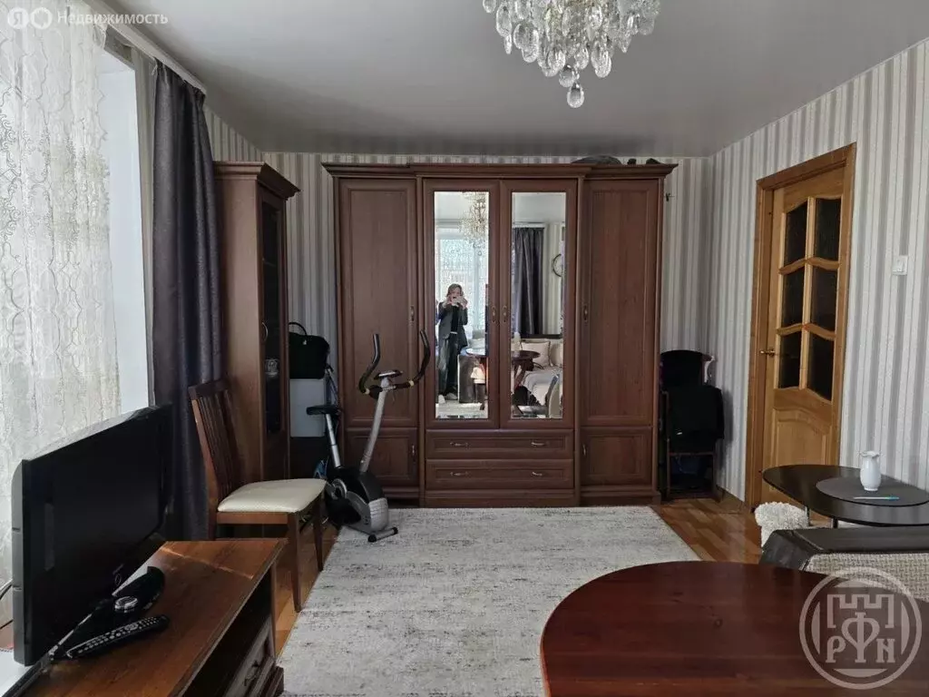 2-комнатная квартира: Петергоф, улица Братьев Горкушенко, 9 (42.6 м) - Фото 2