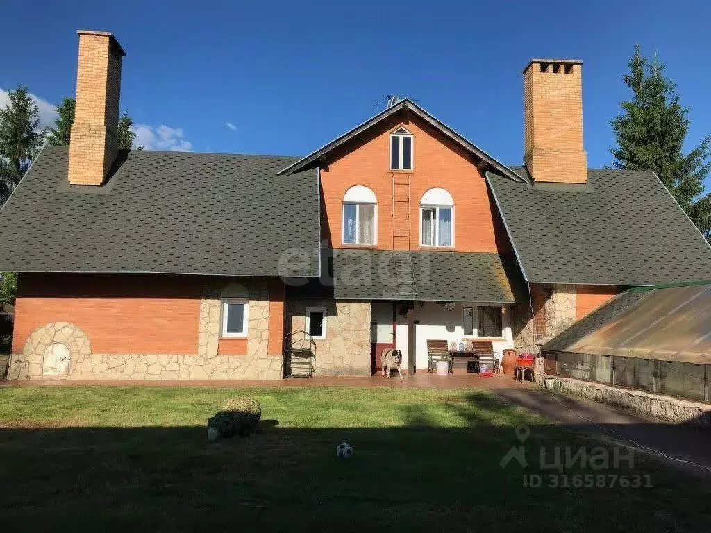 Дом в Псковская область, Печоры Прибалтийское ш., 3 (247 м) - Фото 1