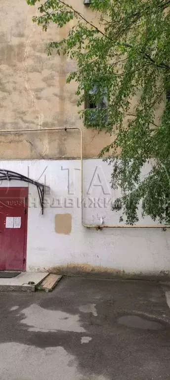 Комната 54 м в 4-к., 2/5 эт. - Фото 1