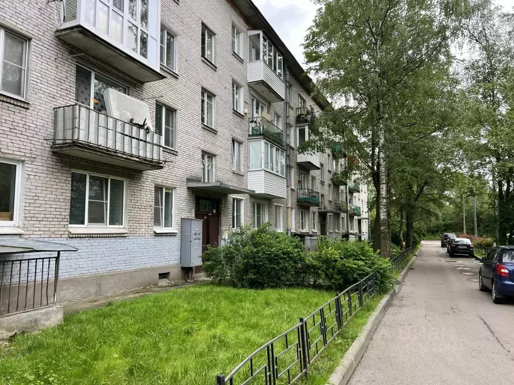 2-к кв. Санкт-Петербург пос. Стрельна, ул. Грибоедова, 13 (44.0 м) - Фото 0