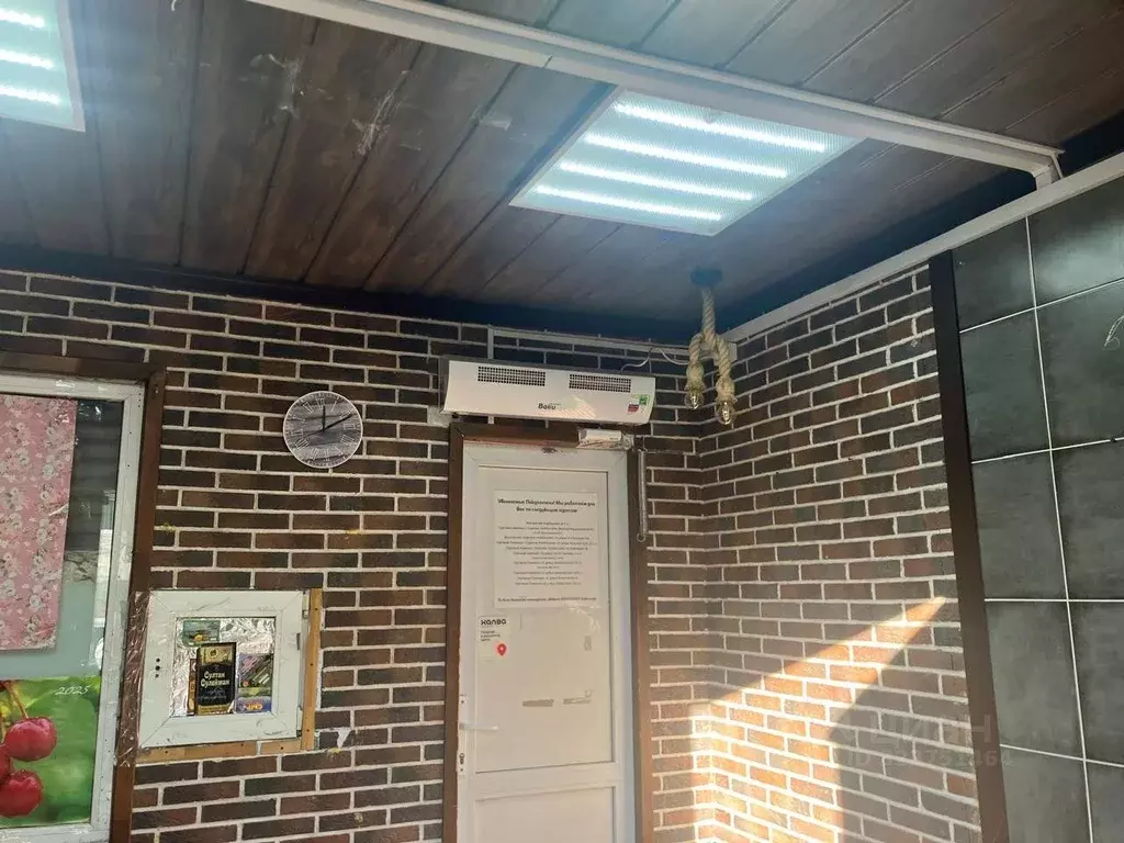 Помещение свободного назначения в Омская область, Омск Привокзальный ... - Фото 1