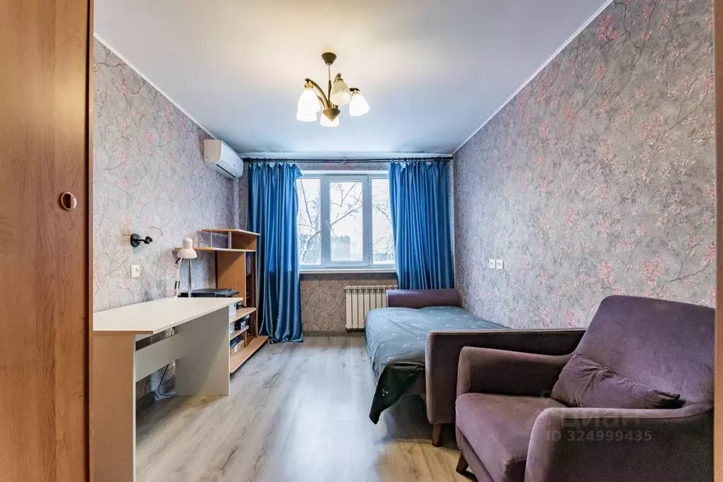 2-к кв. Свердловская область, Екатеринбург ул. Серафимы Дерябиной, 35 ... - Фото 2